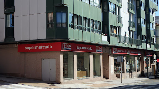 Supermercados Froiz ubicada en Ordes (A Coruña)