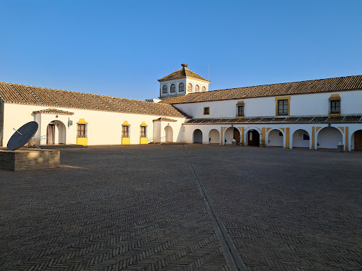 Centro de Visitantes El Acebuche ubicada en Almonte (Huelva)