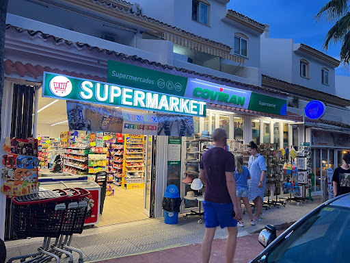 Supermarket coviran calahonda supermercados ubicada en Sitio de Calahonda (Málaga)