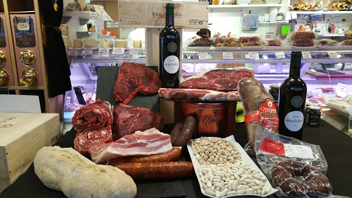 Úniko Delicatessen ubicada en Torrelavega (Cantabria)