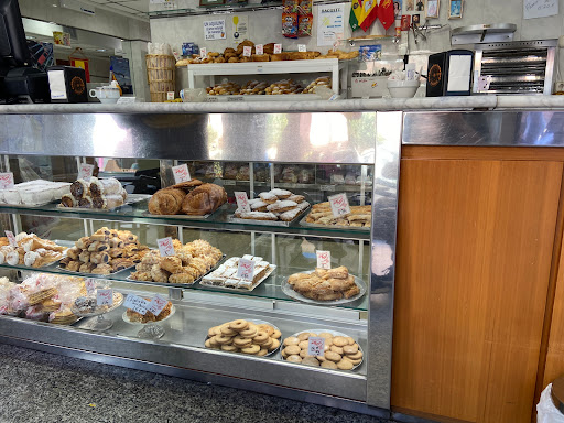 Confitería Montesinos Escribano ubicada en Santiago de la Ribera (Murcia)