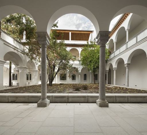 Escuela Técnica Superior de Arquitectura ubicada en Granada (Granada)