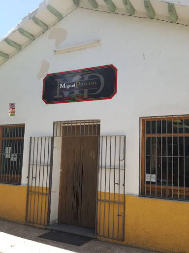 Embutidos y Carnes Miguel Pascual ubicada en La Estación (Ávila)