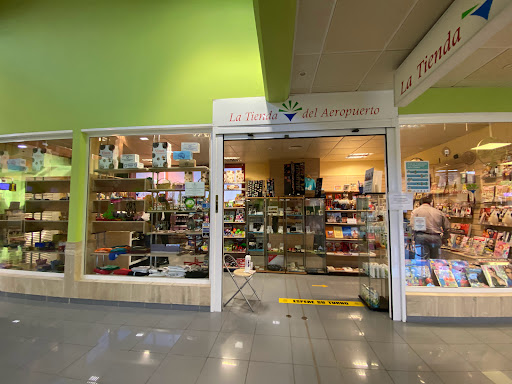 La Tienda del Aeropuerto ubicada en Aeropuerto de Hierro (Santa Cruz de Tenerife)