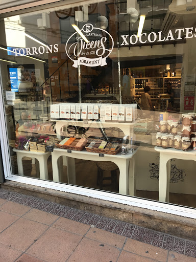 TORRONS VICENS SITGES (PARELLADES) ubicada en Sitges (Barcelona)