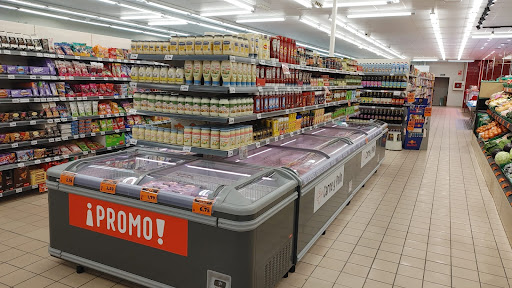 Supermercados Dia ubicada en Los Corrales de Buelna (Cantabria)