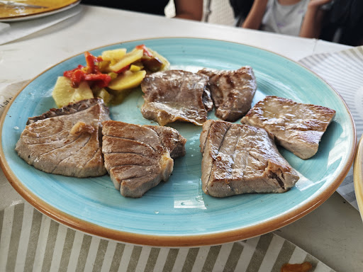 Restaurante La Esquina del Tofe ubicada en Barbate (Cádiz)